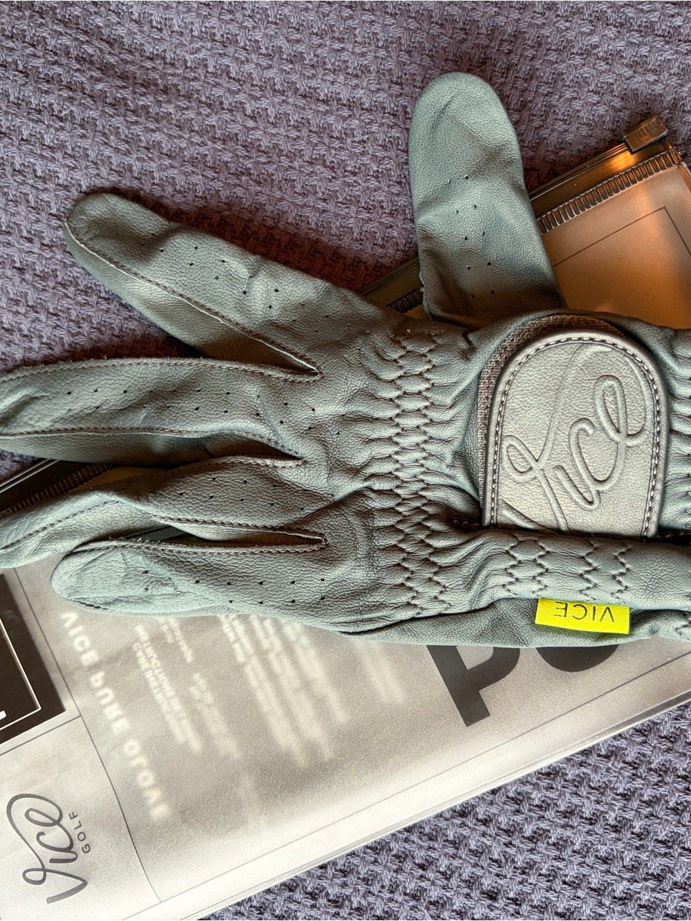 Men's Light Green Leather Golf Glove